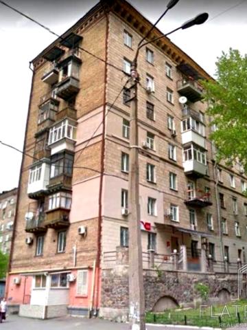 Велика Васильківська вул. (Червоноармійська), 132