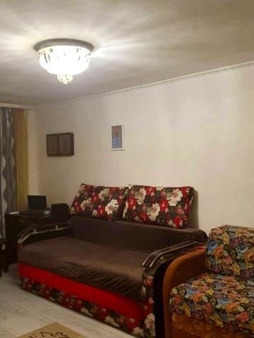 Михайла Стельмаха вул., 8