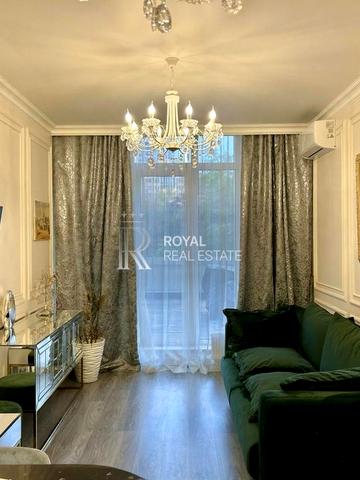 Жилянська вул., 68