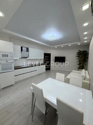 Генерала Шаповала вул. (Механізаторів), 2