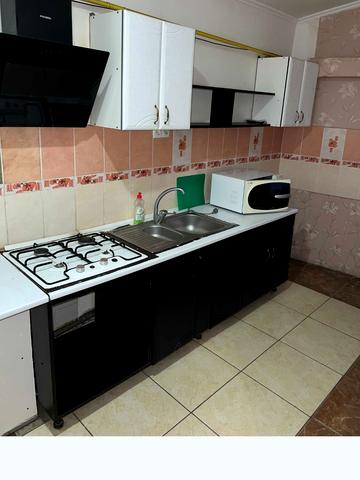 Літературна вул., 13