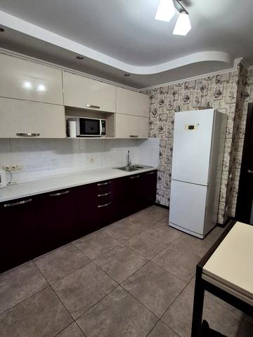 Воскресенська вул., 16-В