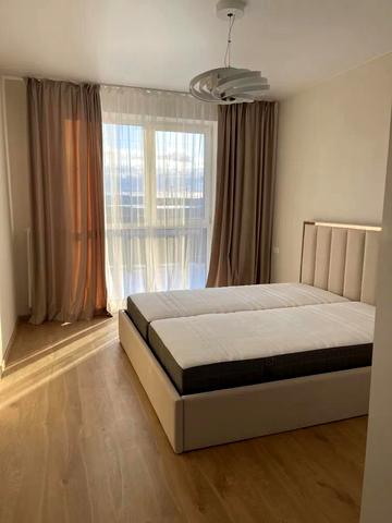 Роксоляни вул., 27