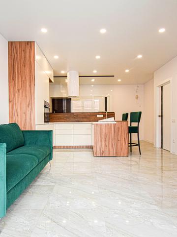 Весела вул., 35