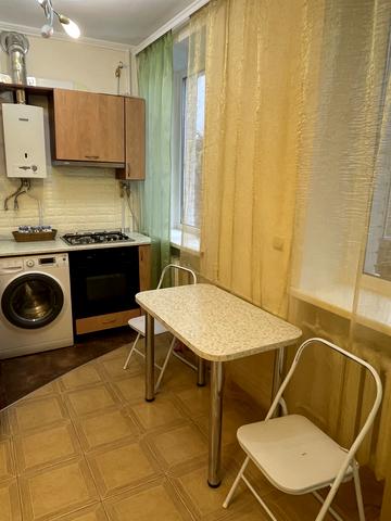 Введенська вул., 7/9