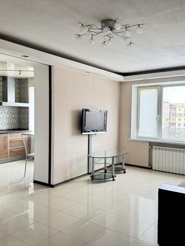 Героїв просп., 46