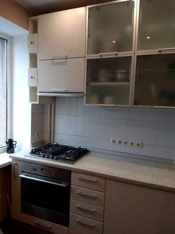 Тараса Кузьміна вул., 18