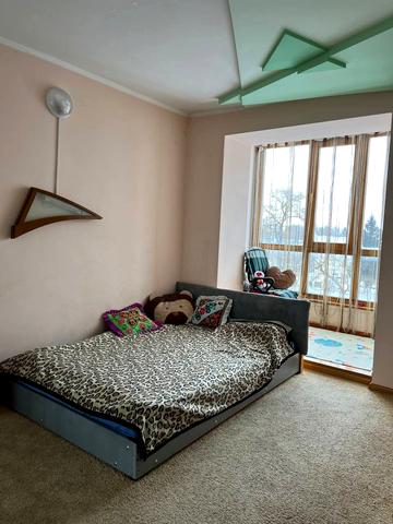 Лесі Українки вул., 6