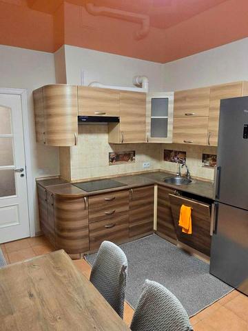 Володимира Наумовича вул. (Антонова-Овсієнка), 4-А