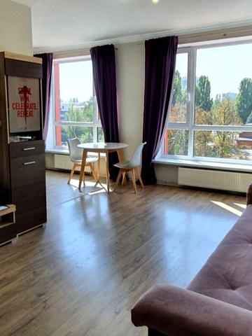 Вацлава Гавела бульв. (Івана Лепсе), 6/7а