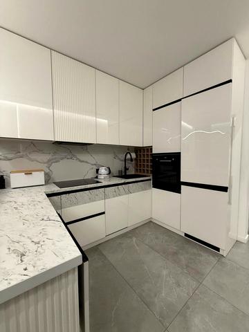 Тиводара Легоцького вул., 80