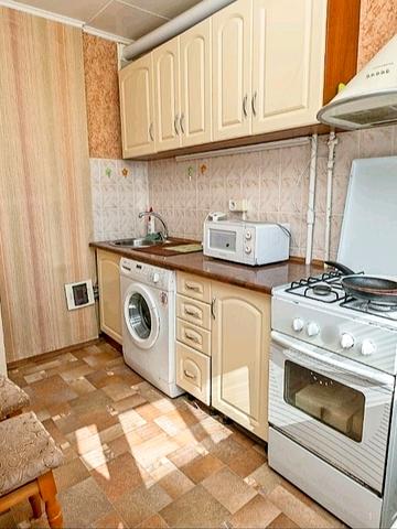 Героїв полку "Азов" вул. (Маршала Малиновського), 7-А