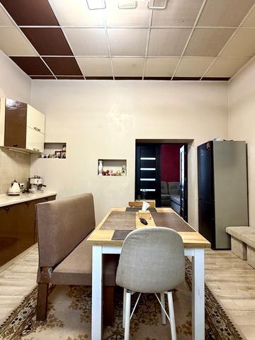 Коперніка вул., 9