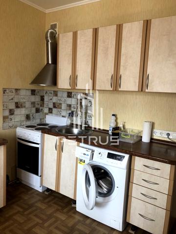 Новаторів вул., 22-В