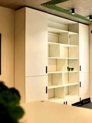 Тараса Шевченка вул., 25