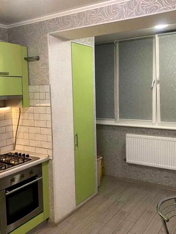 Яблунева вул., 5-Б