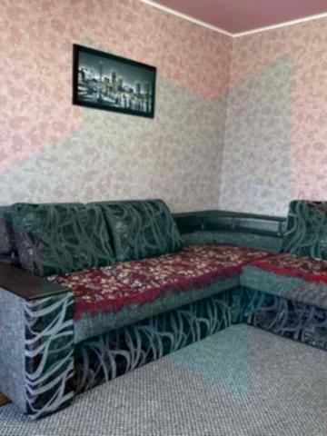 Інженерна вул., 27