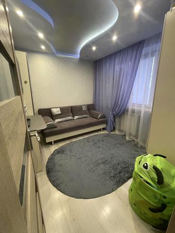 Олега Ольжича вул. (Івана Лобачевського), 43