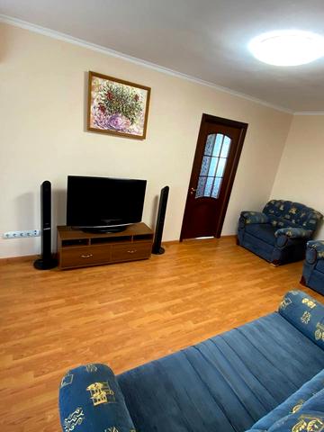 Дегтярівська вул., 11