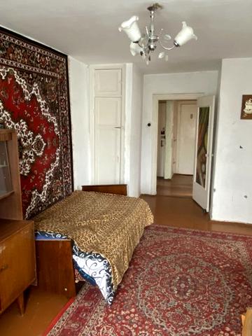 Центральний просп. (Леніна), 8-Б