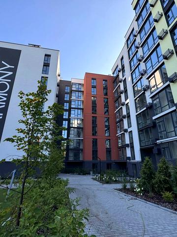 Тернопільська вул., (Будинок)