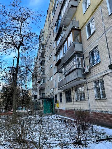 Коробова вул., 20