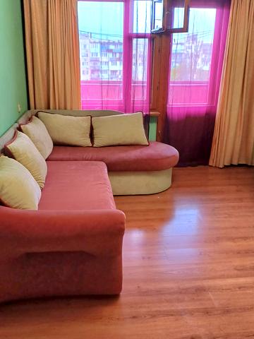 Мілютенка вул., 11