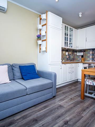 Золотоустівська вул., 34