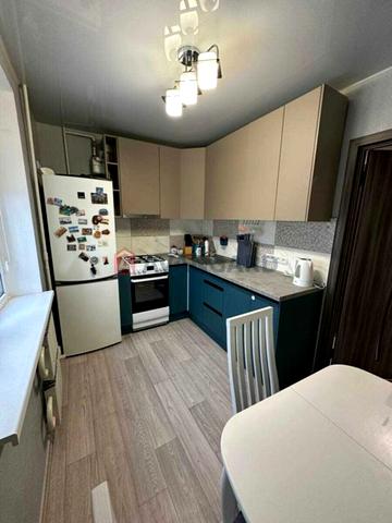 Прибережна вул. (40-річчя Перемоги), 7