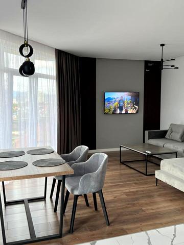 Словянська набережна вул., 21-А