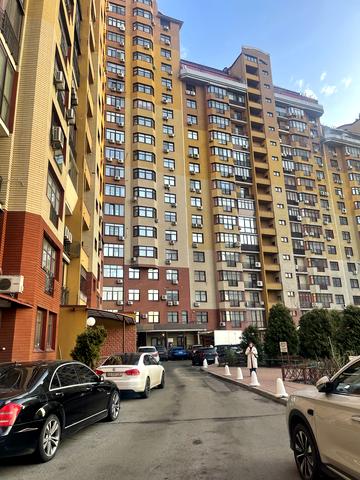 Євгена Коновальця вул. (Щорса), 32-Б