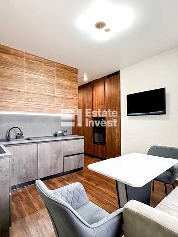 Професорська вул., 16