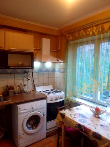 Івана Виговського вул. (Маршала Гречка), 12-Б