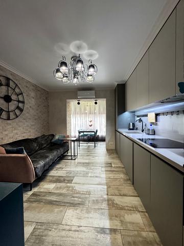 Левка Лукяненка вул. (Василя Жуковського), 16, 18, 20, 24