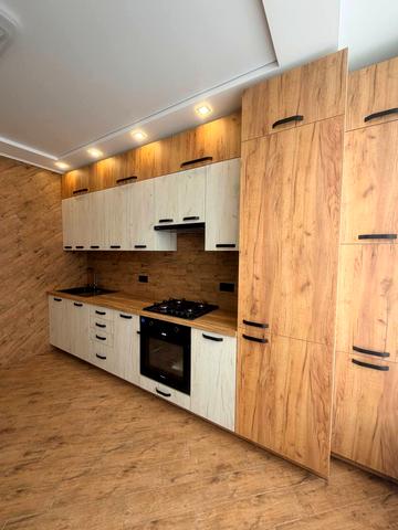 Героїв Майдану вул., 2