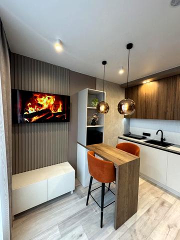 Пасічна вул., 150