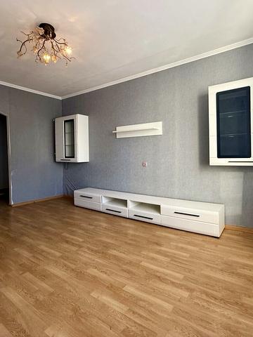 Перемоги вул., 11