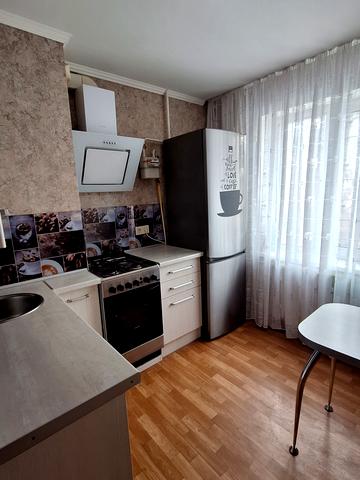 Ветеринарна вул., 37