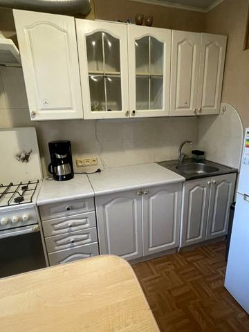 Ростиславська вул. (Маршала Рибалка), 5