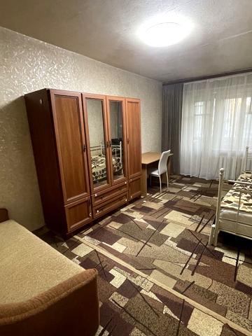 Ростиславська вул. (Маршала Рибалка), 5