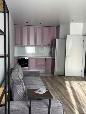 Європейського Союзу просп. (Правди), 19-А