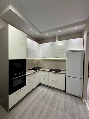 Володимира Моссаковського вул. (Клари Цеткін), 7