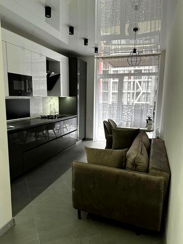 Вячеслава Чорновола просп. (), 16а