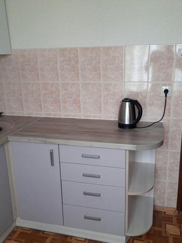 Ревуцького вул., 18