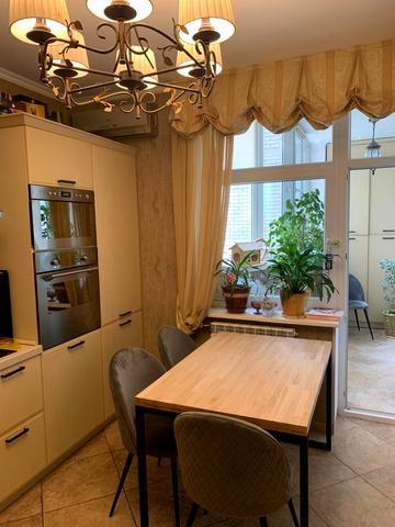 Петра Калнишевського вул. (Михайла Майорова), 7