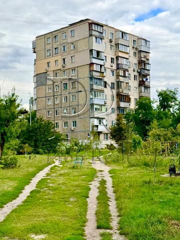 Івана Миколайчука вул. (Серафимовича), 19/2