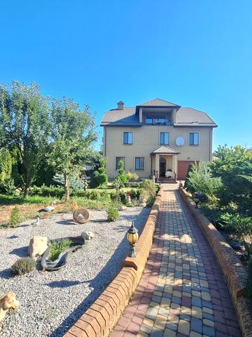 Тиражна вул., 28