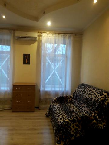 Приморська вул., 55