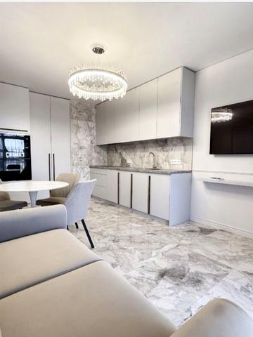 Василя Гаджеги вул., (Будинок 5)