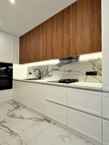 Івана Величковського вул., 9